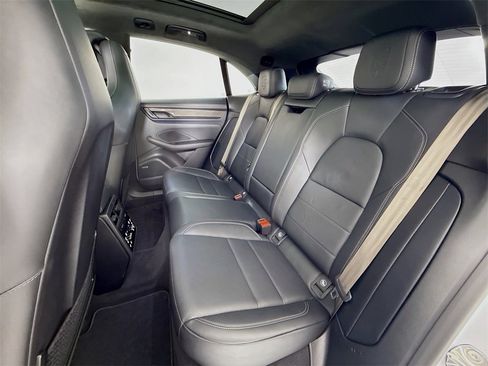 Used 2025 Porsche Macan Turbo Electric image 26