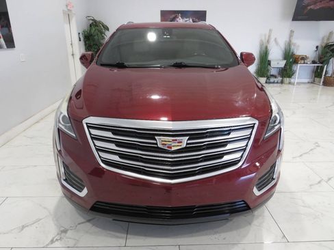 Used 2017 Cadillac XT5 FWD image 8