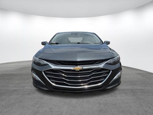 Used 2020 Chevrolet Malibu LS w/ Driver Confidence Package II FWD image 2