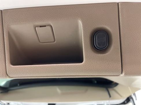 Used 2016 GMC Yukon SLT w/ Premium Edition image 51