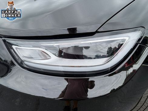 Used 2025 Chrysler Pacifica Select FWD image 23