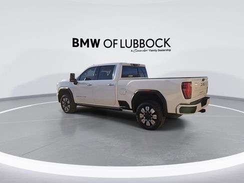 Used 2024 GMC Sierra 2500 Denali w/ Technology Package image 6