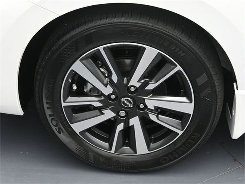 New 2025 Nissan Versa SV w/ Trunk Package image 7