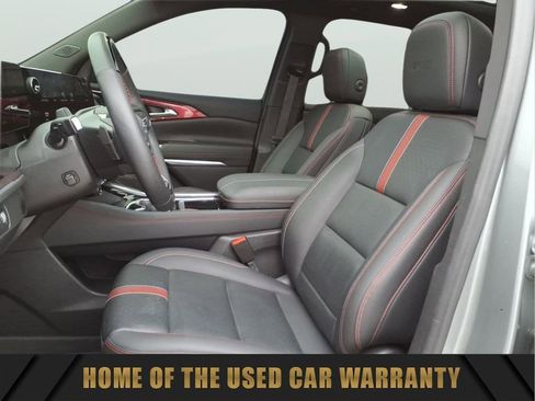 Used 2024 Chevrolet Traverse RS image 14