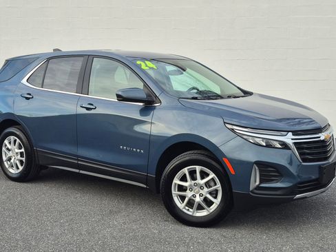 Used 2024 Chevrolet Equinox LT image 1