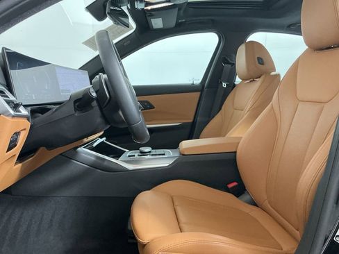 Certified 2025 BMW 330i Sedan w/ M Sport Package RWD image 23
