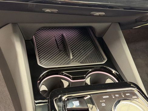 New 2026 BMW 530i w/ Premium Package RWD image 21