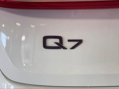 Used 2020 Audi Q7 3.0T Premium Plus AWD/4WD image 9