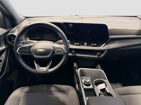 Used 2026 Chevrolet Equinox LT image 20