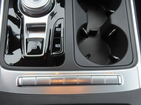 New 2026 Kia Carnival EX image 10