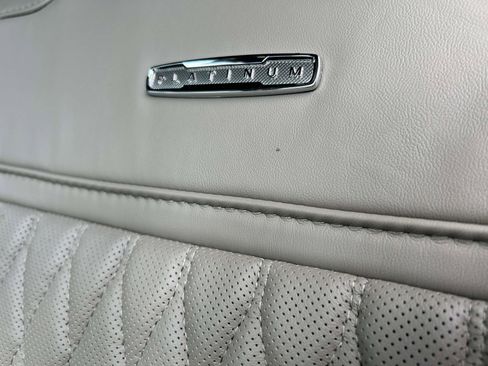 Used 2026 Ford F250 Platinum w/ Platinum Plus Package AWD/4WD image 18