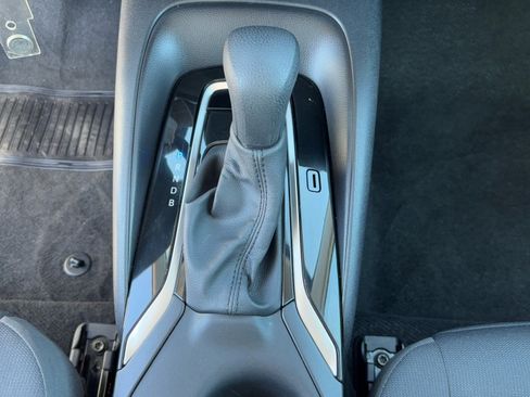 Used 2025 Toyota Corolla LE image 27