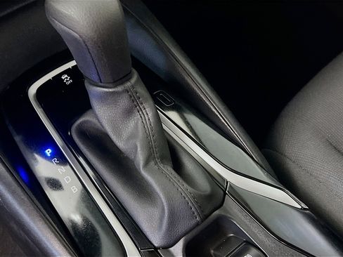 Used 2020 Toyota Corolla LE image 24