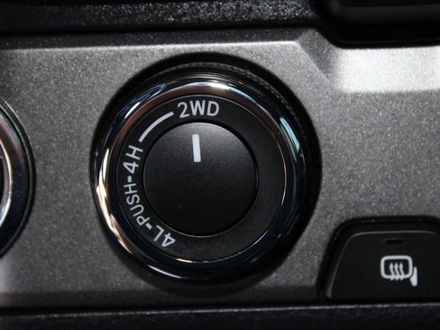 Used 2021 Toyota Tacoma TRD Off-Road w/ Technology Package AWD/4WD image 41