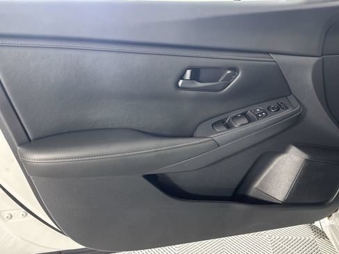Certified 2025 Nissan Sentra S FWD image 29
