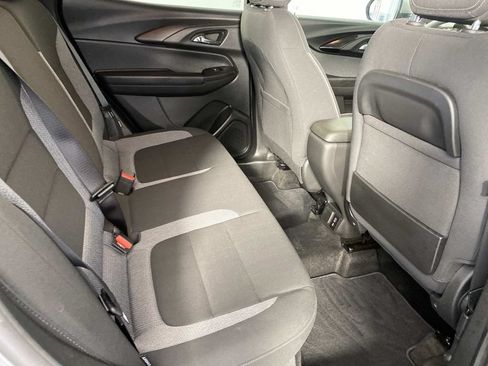 Used 2023 Chevrolet TrailBlazer LT w/ Convenience Package AWD/4WD image 13