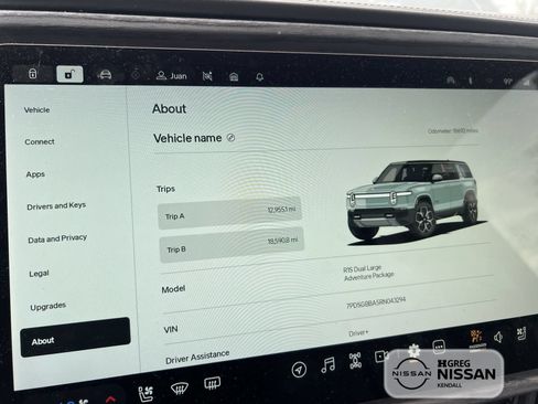Used 2024 Rivian R1S Adventure AWD/4WD image 8