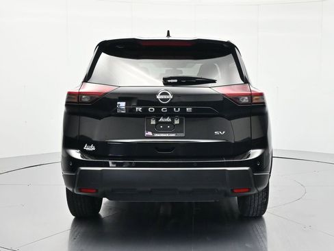 Certified 2024 Nissan Rogue SV FWD image 6