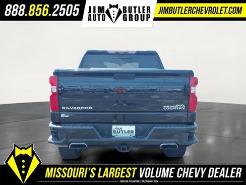 Used 2020 Chevrolet Silverado 1500 High Country w/ Technology Package AWD/4WD image 22