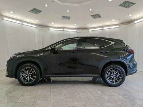 Used 2025 Lexus NX 350 AWD w/ Accessory Package (P3) image 5