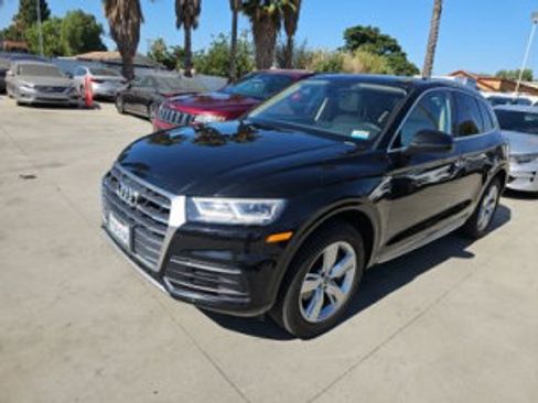 Used 2018 Audi Q5 2.0T Premium Plus w/ Premium Plus Package AWD/4WD image 1