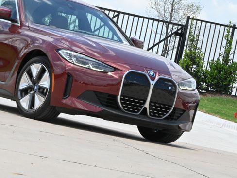 Certified 2023 BMW i4 eDrive35 w/ Premium Package RWD image 40