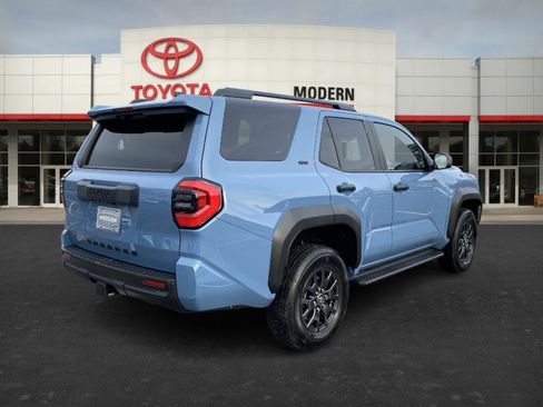 Certified 2025 Toyota 4Runner SR5 image 7