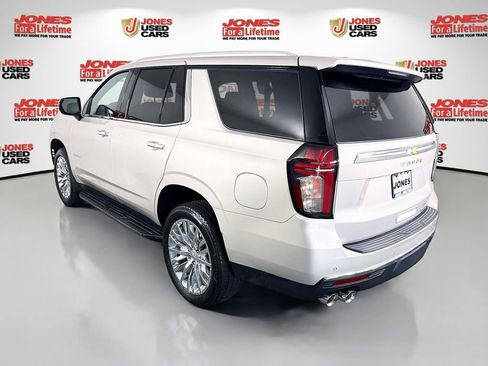 Used 2023 Chevrolet Tahoe Premier RWD image 2