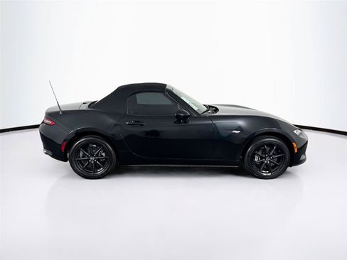 Certified 2024 MAZDA MX-5 Miata Sport RWD image 9