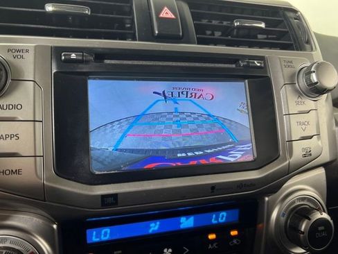 Used 2015 Toyota 4Runner SR5 image 18