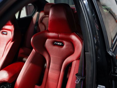 Used 2017 BMW M3 RWD image 23