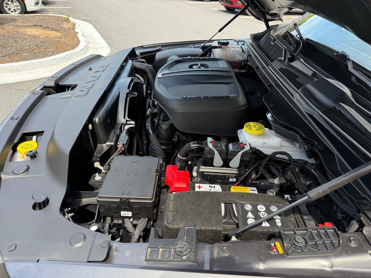 Used 2018 Volvo S90 T5 Momentum AWD/4WD image 31