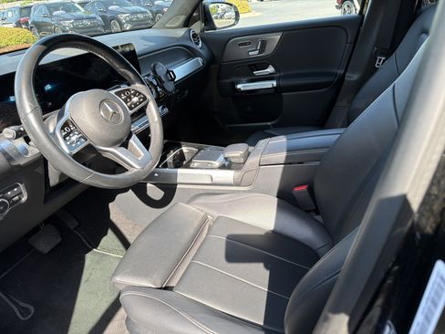 Certified 2022 Mercedes-Benz GLB 250 4MATIC image 16