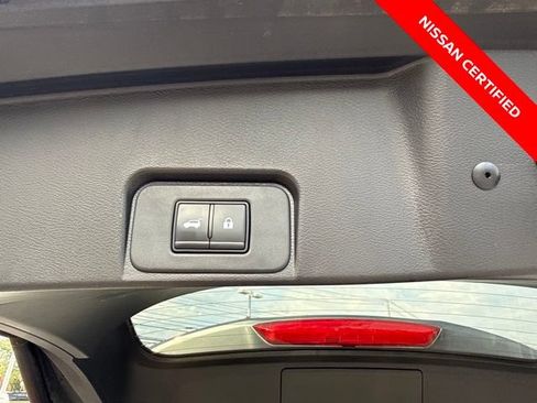 Certified 2024 Nissan Rogue SL AWD/4WD image 24