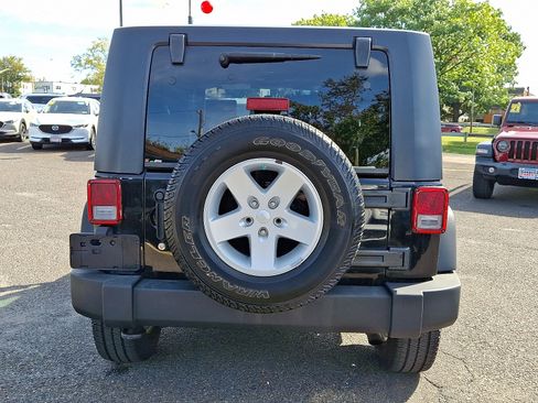 Used 2009 Jeep Wrangler X image 5