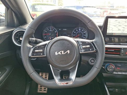 Used 2023 Kia Forte GT-Line w/ GT-Line Premium Package image 16