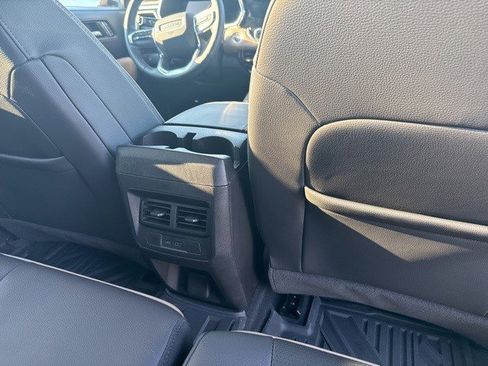 Certified 2024 GMC Canyon Denali image 30