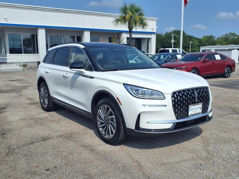 Used 2025 Lincoln Corsair Reserve FWD image 20