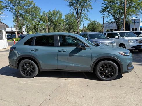 Used 2024 Honda HR-V Sport image 3