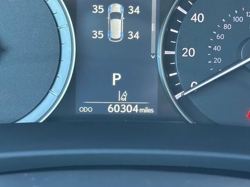 Used 2019 Lexus RX 450h AWD w/ Navigation Package image 32