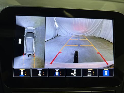 Used 2023 Chevrolet Equinox LT image 20