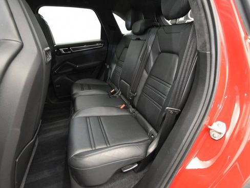 Used 2021 Porsche Cayenne GTS image 14