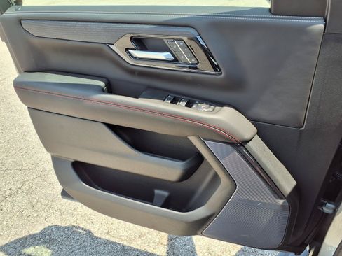 New 2026 GMC Yukon XL AT4 Ultimate AWD/4WD image 16
