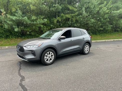 Used 2023 Ford Escape Active AWD/4WD image 11