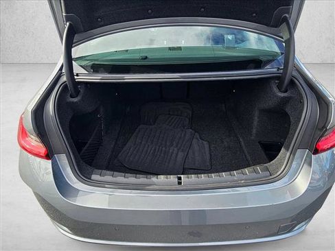 Used 2025 BMW 330i xDrive Sedan image 6