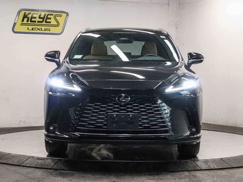 Used 2025 Lexus RX 350 FWD w/ Accessory Package image 6