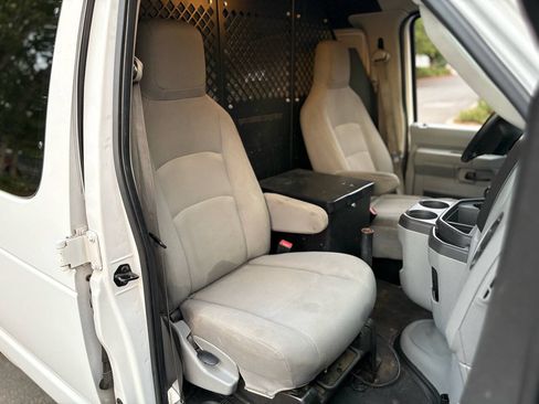 Used 2012 Ford E-150 and Econoline 150 RWD image 28