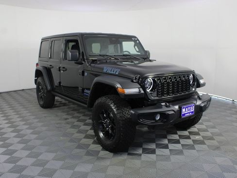 Used 2025 Jeep Wrangler Unlimited Sport S 4xe AWD/4WD image 24