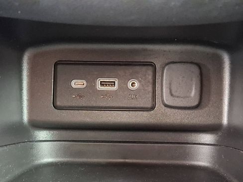 Certified 2022 Chevrolet Equinox LT image 24