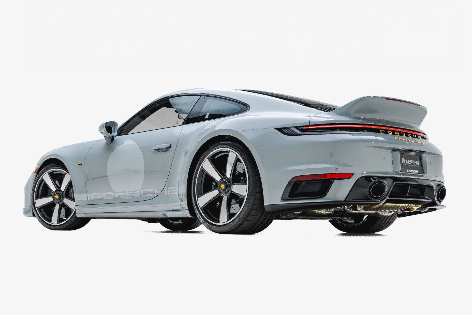 Used 2023 Porsche 911 Sport Classic RWD image 14
